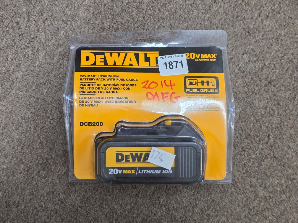 Dewalt DCB200 20V Battery