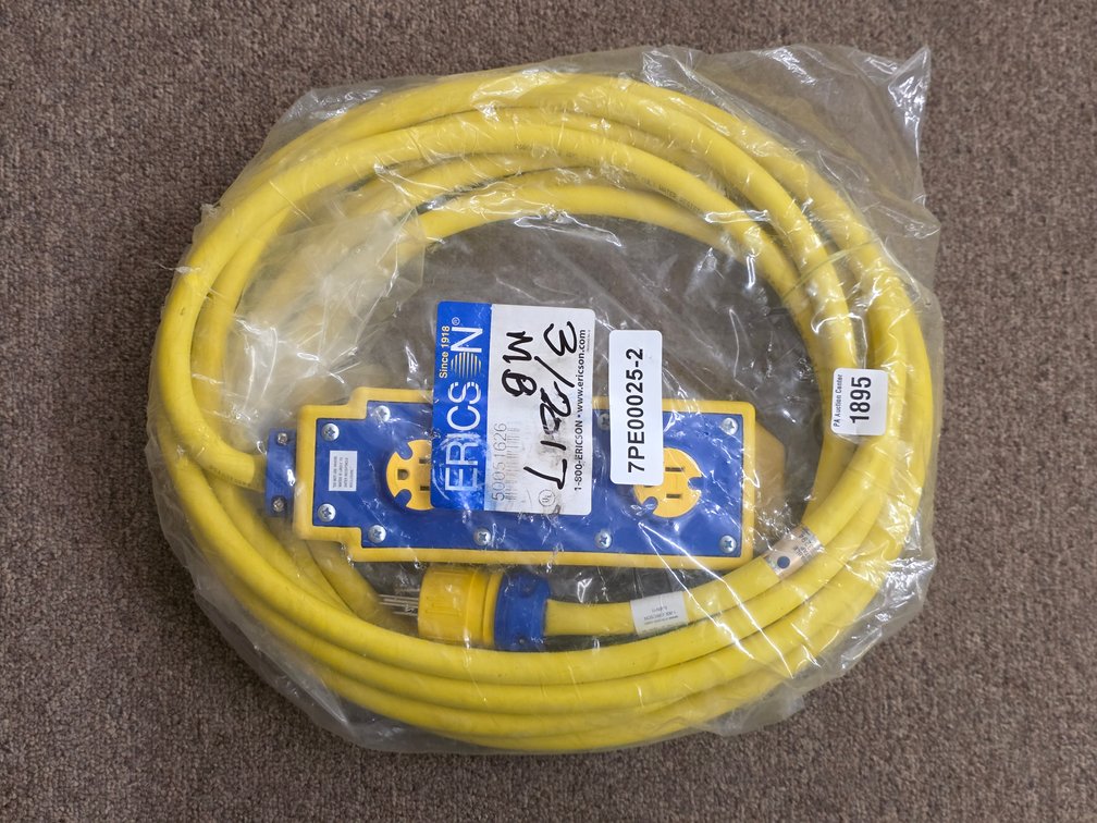 Ericson Heavy Duty Tri-Tap Electrical Cord
