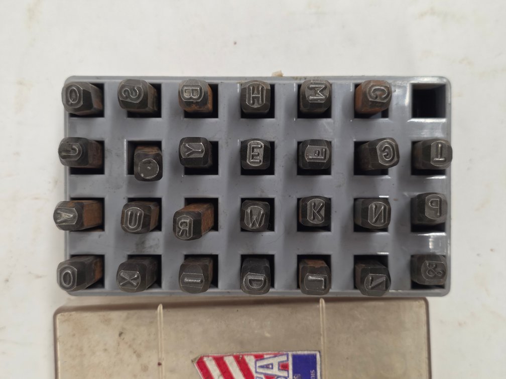 Hanson 3/16" Letter Stamps