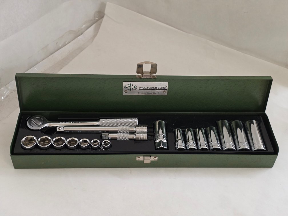 SK 18pc 1/2" Socket Set