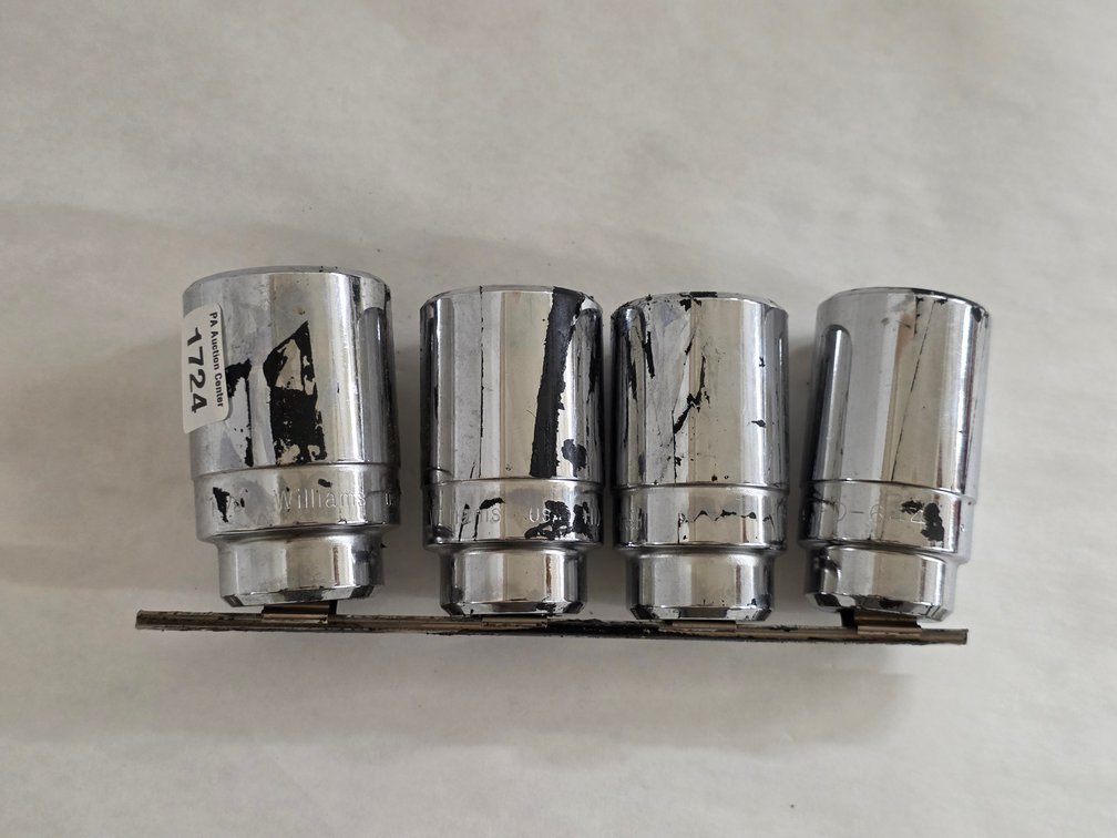 (4) Large Williams 6pt Sockets