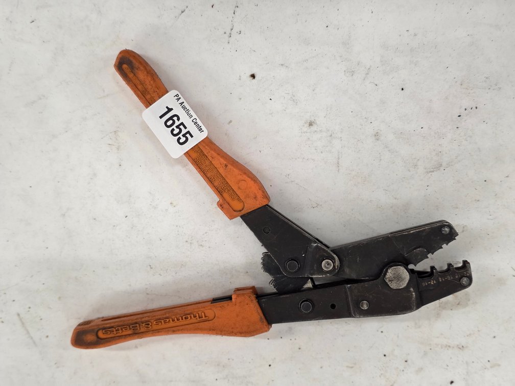 Thomas & Betts Ratcheting Crimper