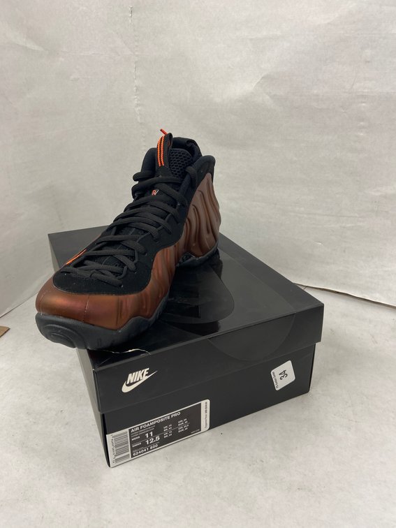 Nike Air Unisex Foamposite Pro Sneakers-11
