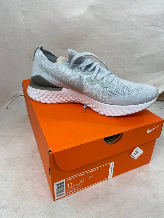 Nike Epic React Fly Knit 2 Sneakers-11