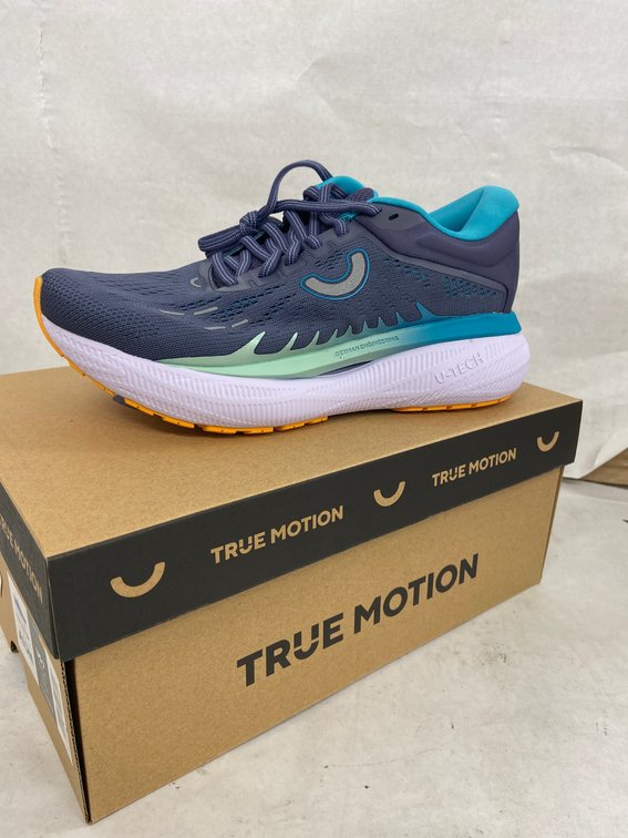 True Motion U-Tech Aion Women's Sneakers-8.5