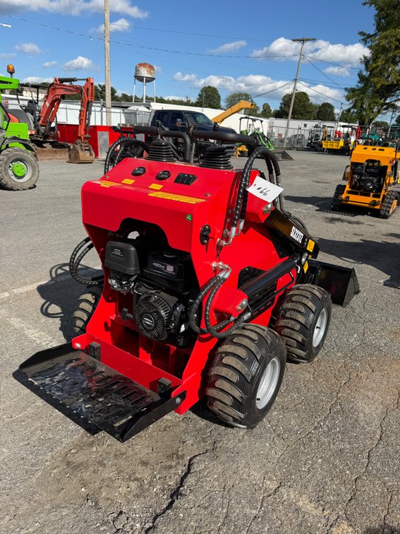 New SDLOOL 323TZ Stand On Skid Loader