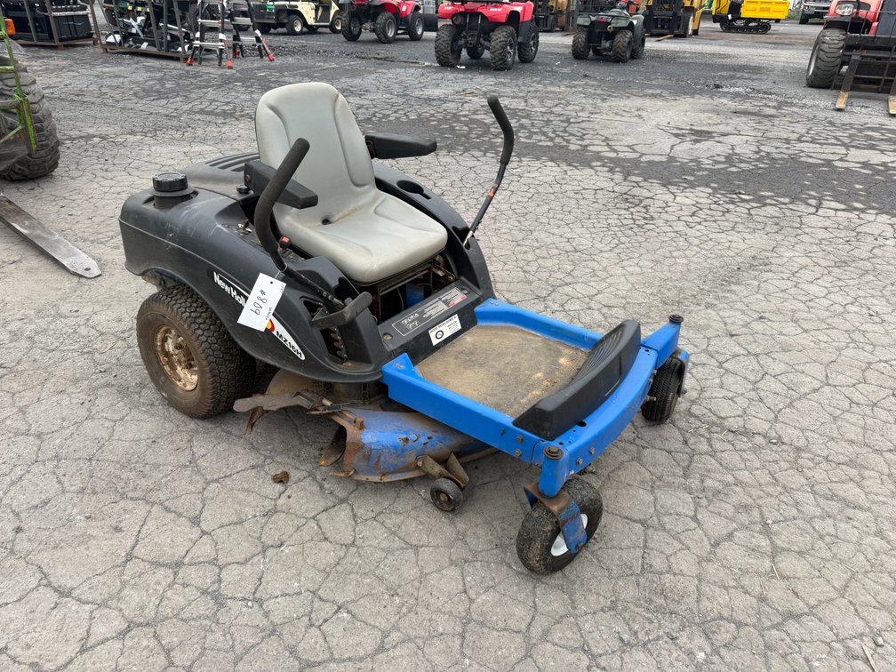 New Holland MZ16H 42" Zero Turn Riding Mower