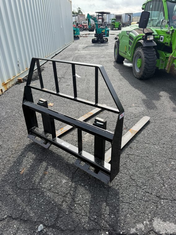New Kivel Quick Attach Pallet Forks