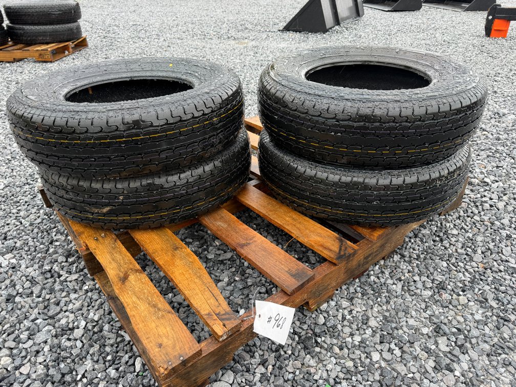 New Set Of (4) ST205/75R15 Radial Tires