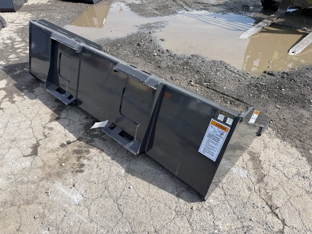 New Wolverine 86" Quick Attach Bucket