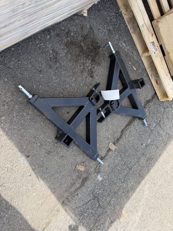 (2x) New Wolverine 3pt Hitch Adapter