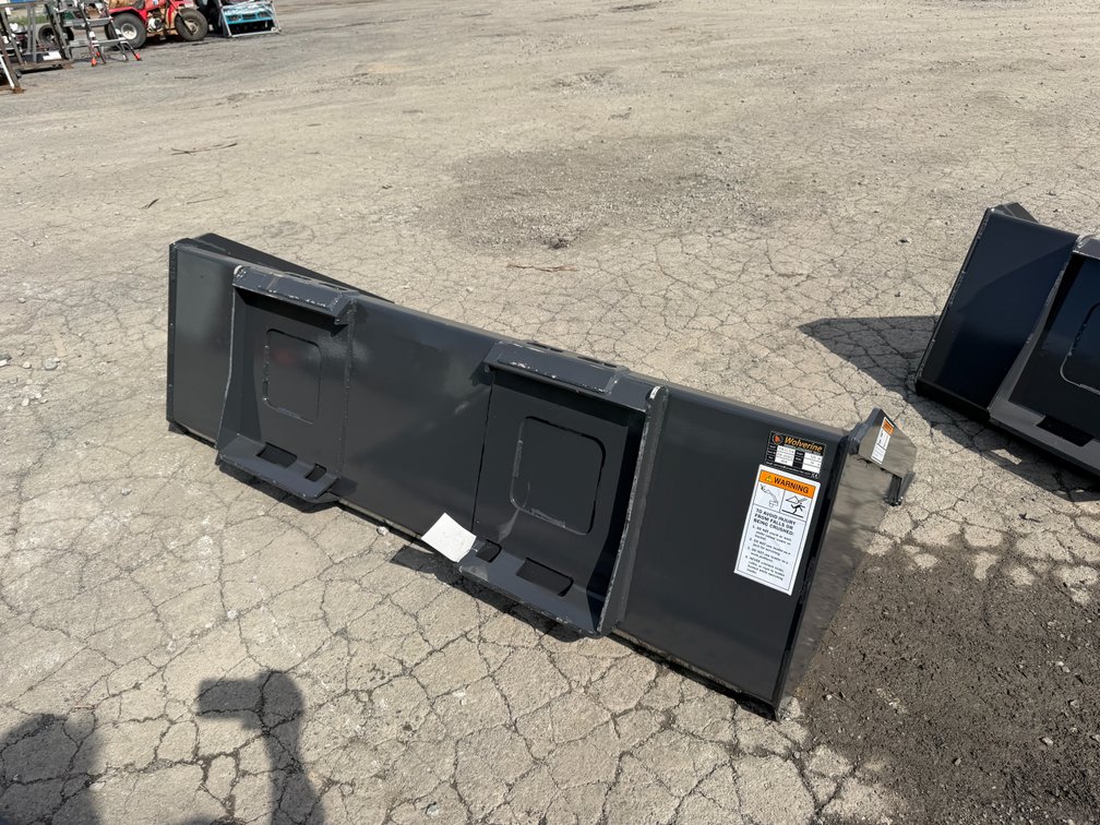 New Wolverine 74" Quick Attach Bucket