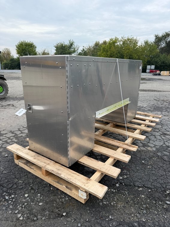 New 28" x 93" Aluminum Truck Box