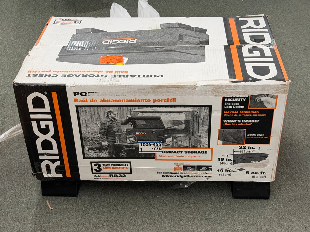 Ridgid RB32 Portable Storage Chest