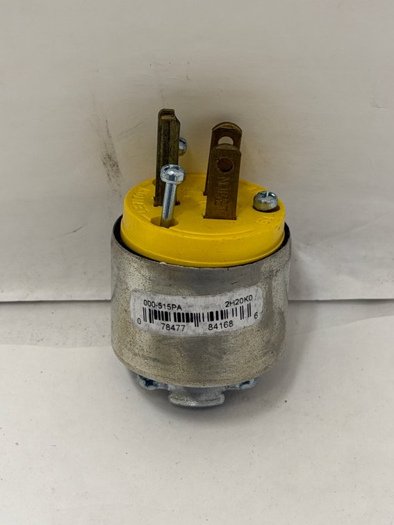 (8x Bid) Leviton 15A 2-Pole Round Plug