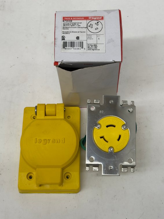 (20x Bid) Pass & Seymour Single Receptacle