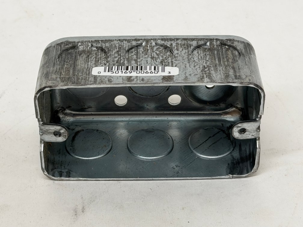 (100x Bid) Raco Handy Box