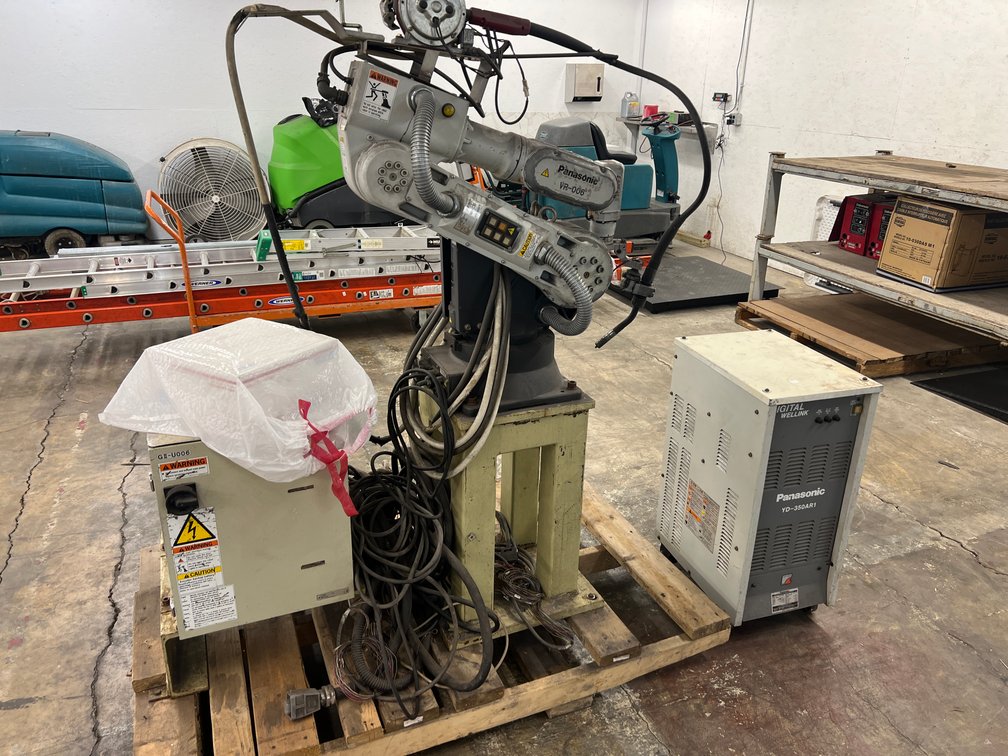 Panasonic VR-006 Robotic Welder