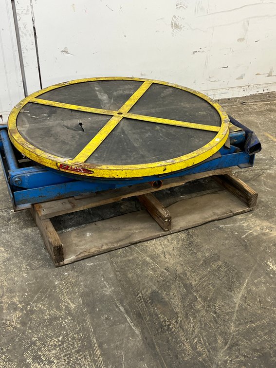 Bishamon  3000 LB EZ Loader Self-Level Lift Table