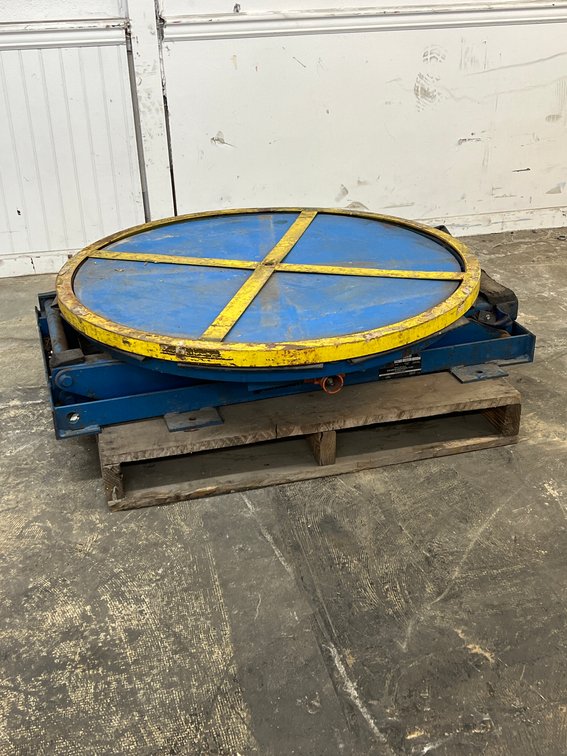 Bishamon  3000 LB EZ Loader Self-Level Lift Table