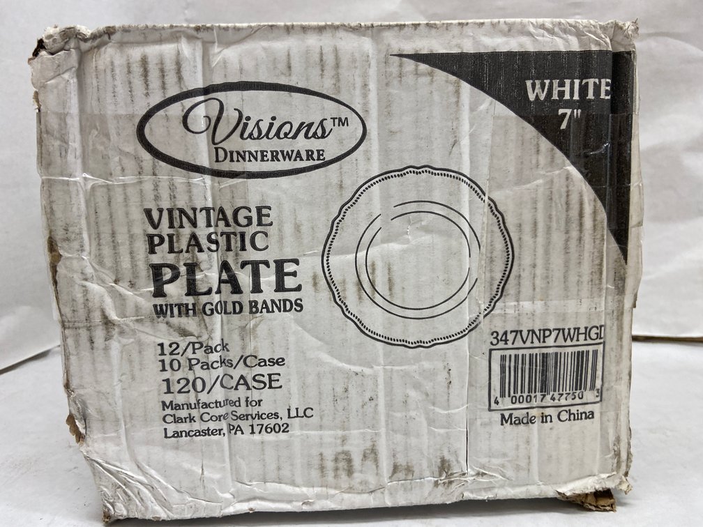 Case of Visions 7-inch Plastic Plates