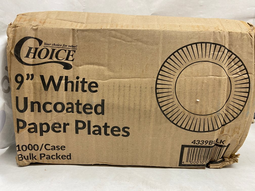 Case of 9" White Uncoated Paper Plates