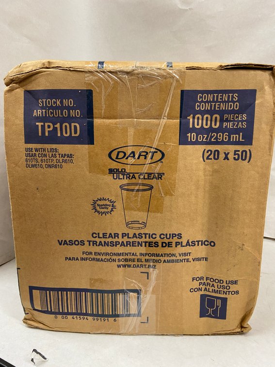 Case of Dart Clear Plastic Cups