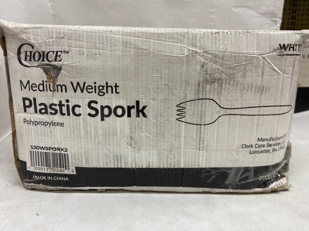 Case of Medium Weight Plastic Sporks