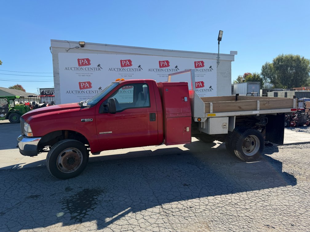 2004 Ford F-350 XL Super Duty 4X4 Truck