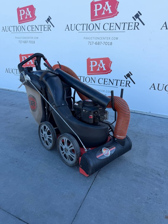 DR Pro Self Propelled Leaf Vacuum