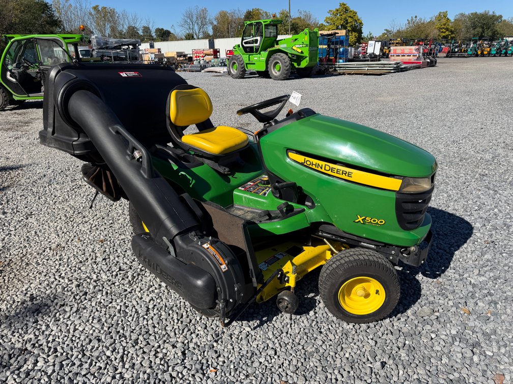 John Deere X500 54" Hydrostatic Riding Mower