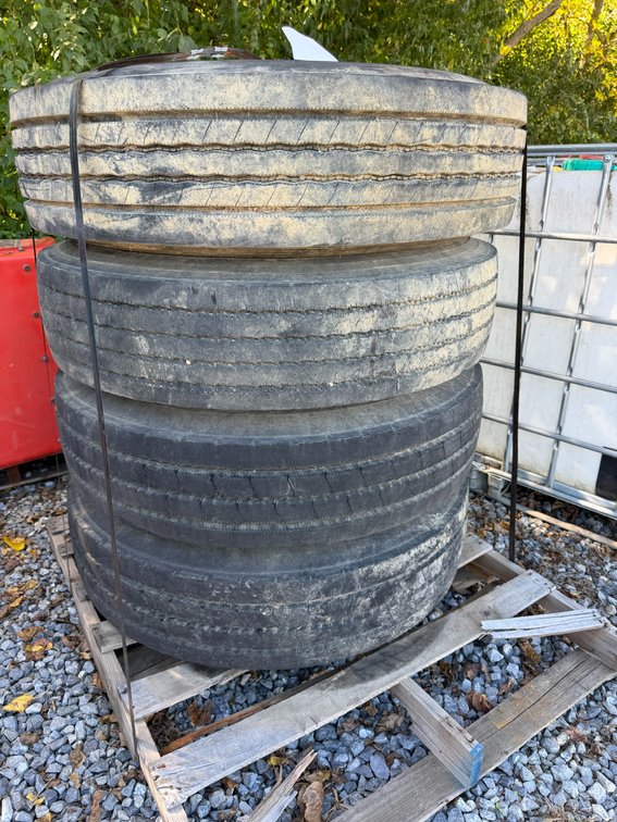 (4) 11R22.5 Semi Truck Tires W/ Rims
