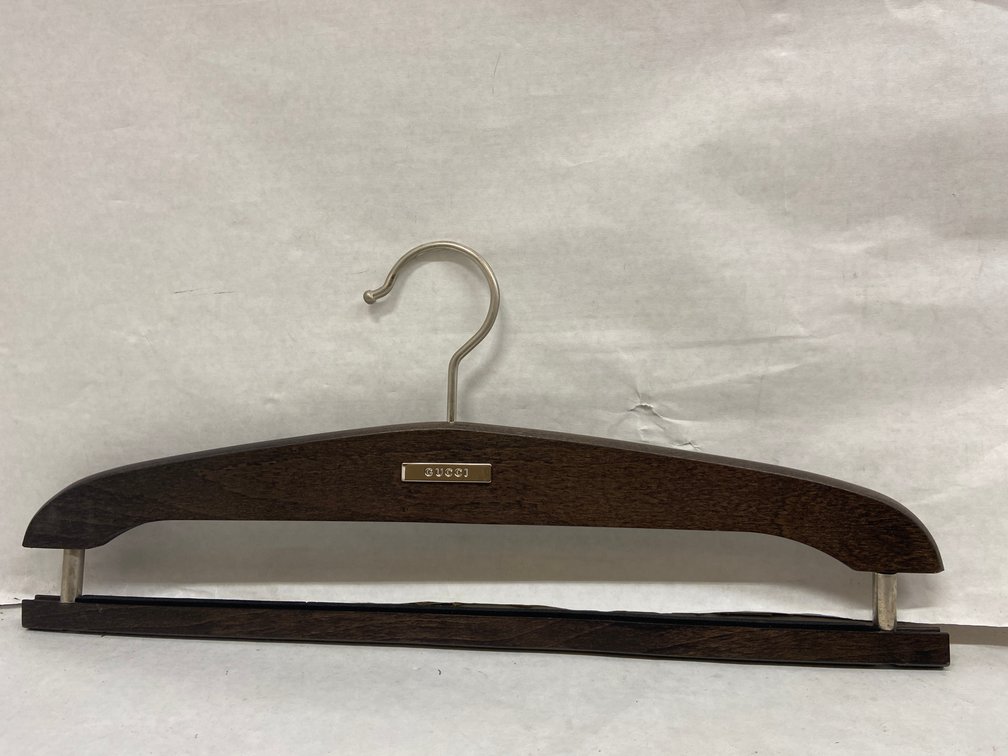 (33x Bid)Gucci Clothes Hanger