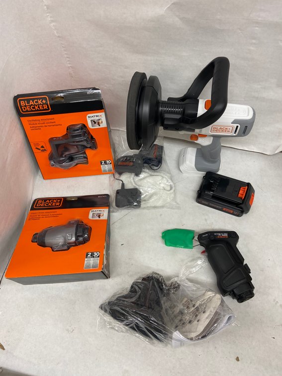 Black & Decker 20V Max Matrix Buffer W/ Attachments Kit