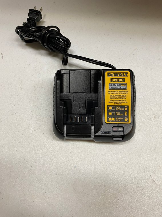 New DeWALT 20v Max Charger