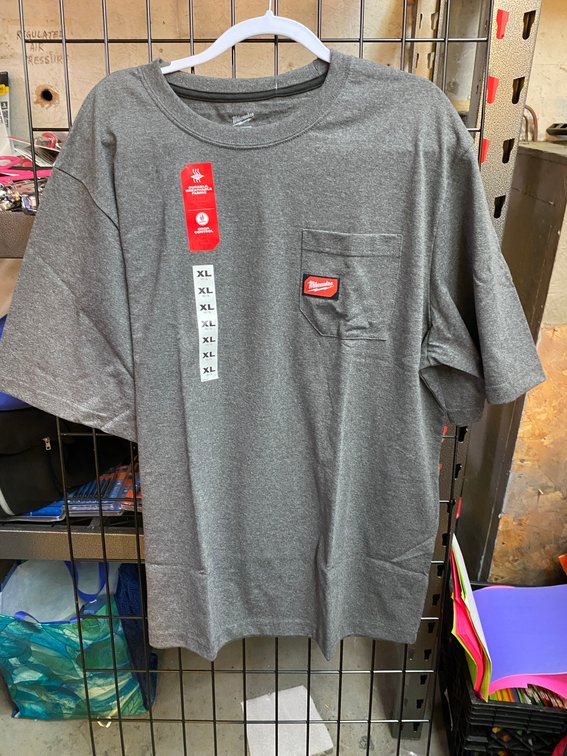 New XL Milwaukee T-Shirt