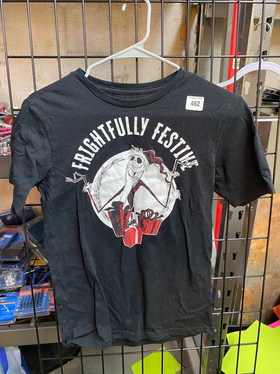 Nightmare Before Christmas  Yth XL. T-Shirt