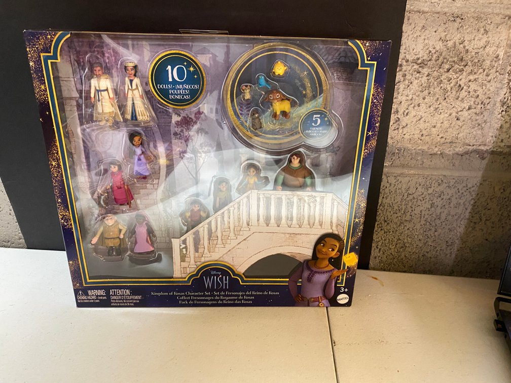 15pc Wish Kingdom Of Rosa Character Set