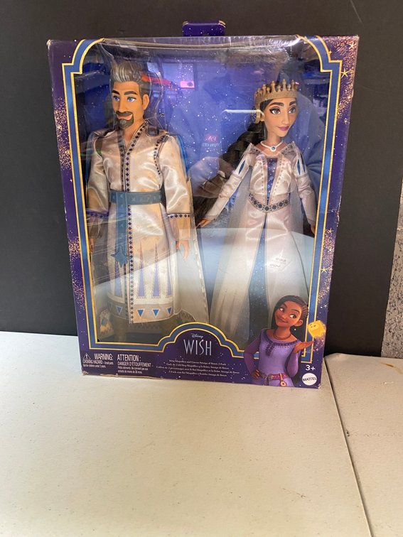 King Magnifico & Queen Amaya Of Rosa 2pk
