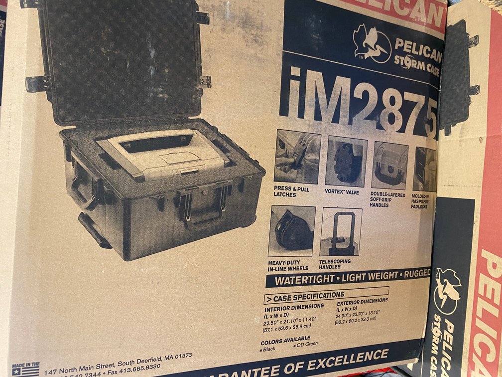 22.50"x21.10"x11.40" Pelican Strong Case