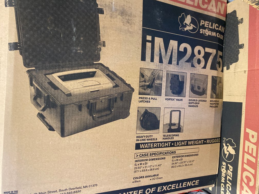 22.50"x21.10"x11.40" Pelican Strong Case