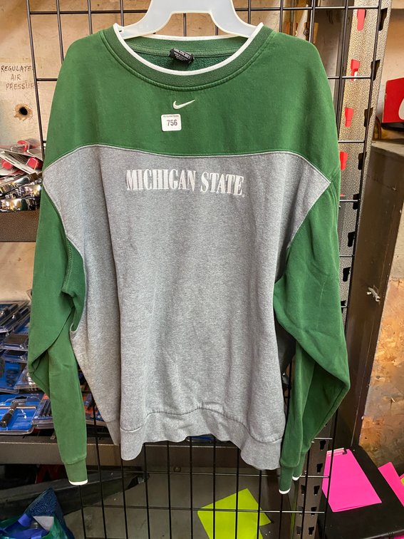 XXL Nike  Michigan StaTe Sweatshirt