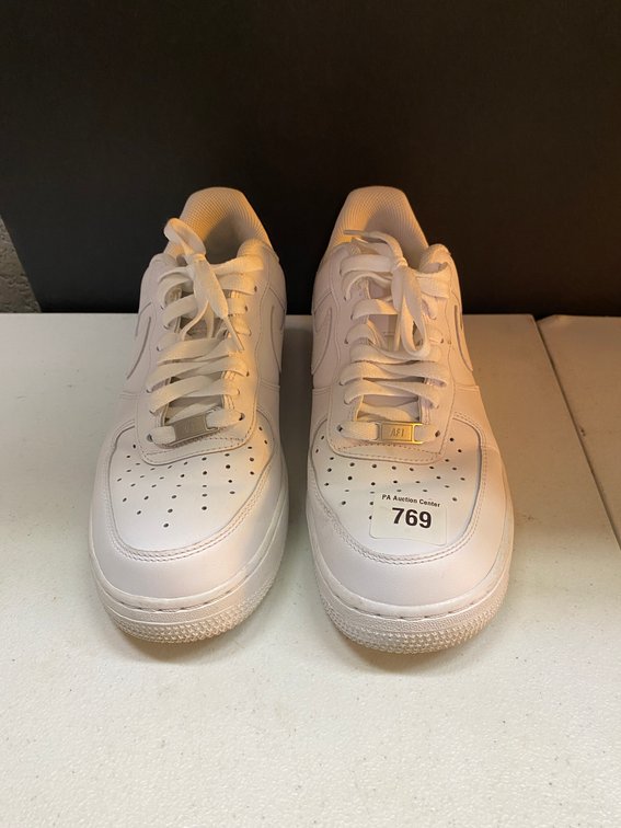 Womans Sz 10 Nike Air Force 1