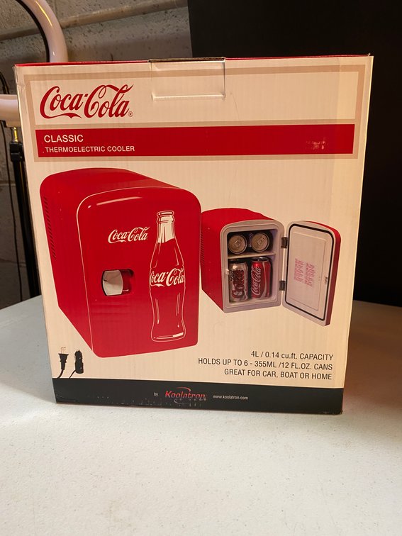 New Coca-Cola 4L Thermoelecrtic Cooler