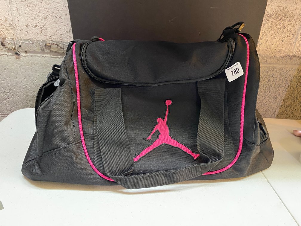 16" Nike Duffle Bag