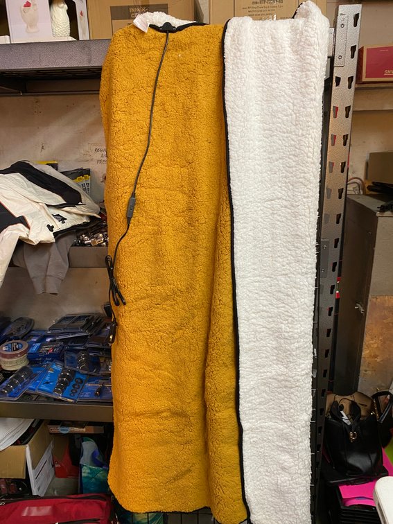 New 12v Heated Blanket