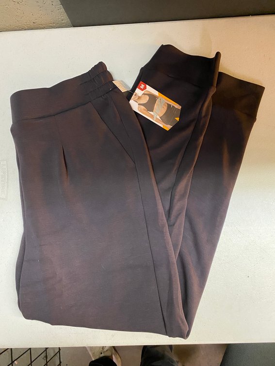 (2x)New Med Avia Scuba Pleat Jogger