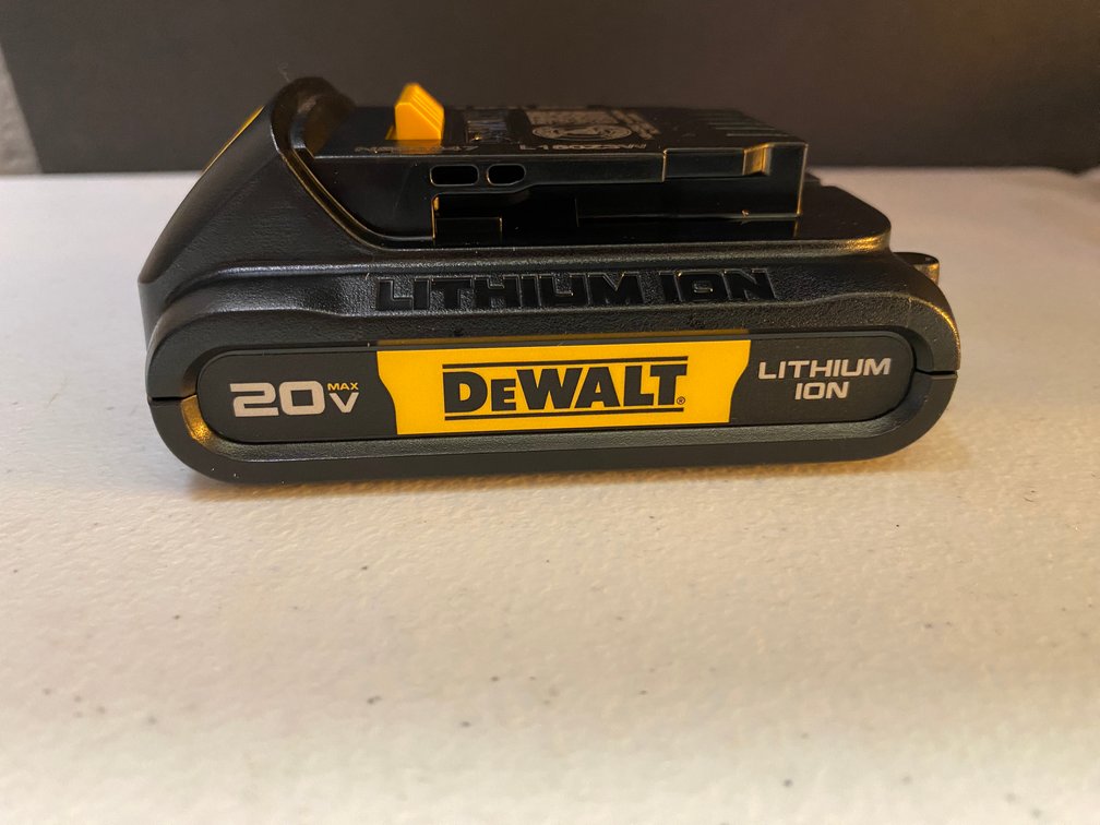 New DeWALT 20v Max Battery