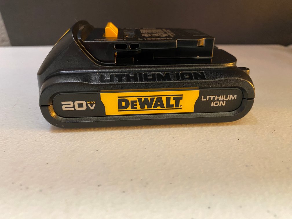 New DeWALT 20v Max Battery