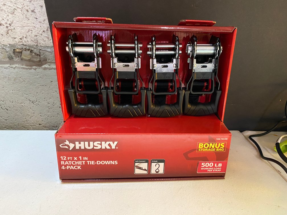 New Husky 4pk 12'x1" Ratchet Tie -Down